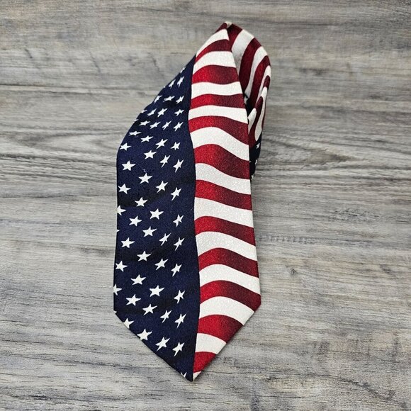 Carlos Devenezia Silk Patriotic Flag Necktie - Picture 2 of 7
